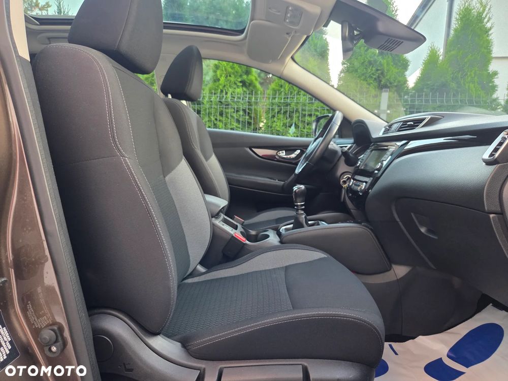 Nissan Qashqai 1.3 DIG-T Tekna+ - 26