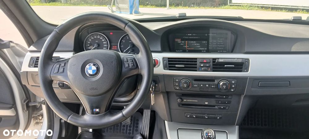 BMW Seria 3 330xi - 7
