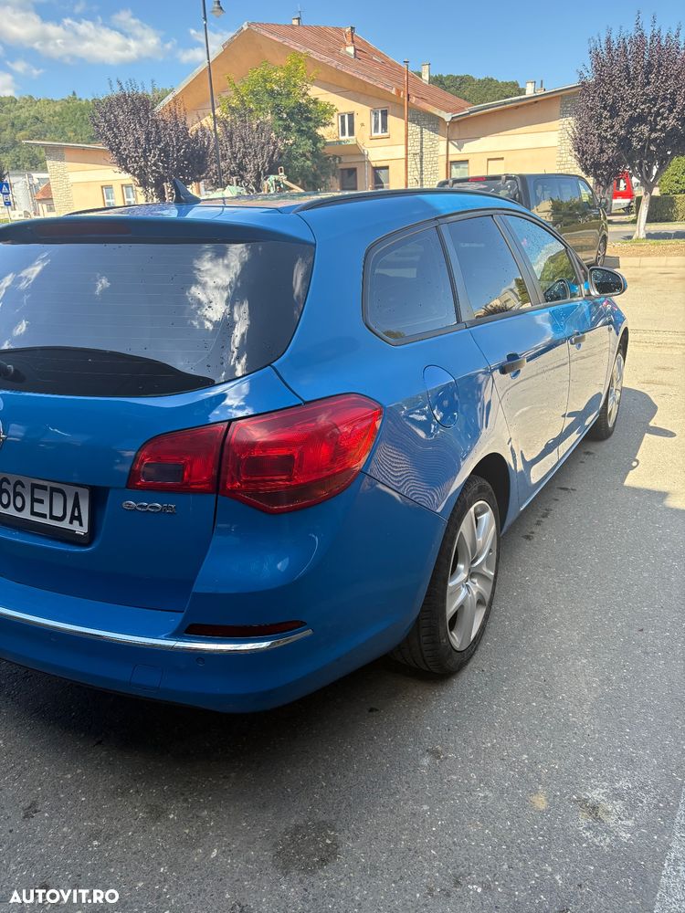 Opel Astra 1.6 CDTI DPF ecoFLEX Sports TourerStart/Stop Edition - 4