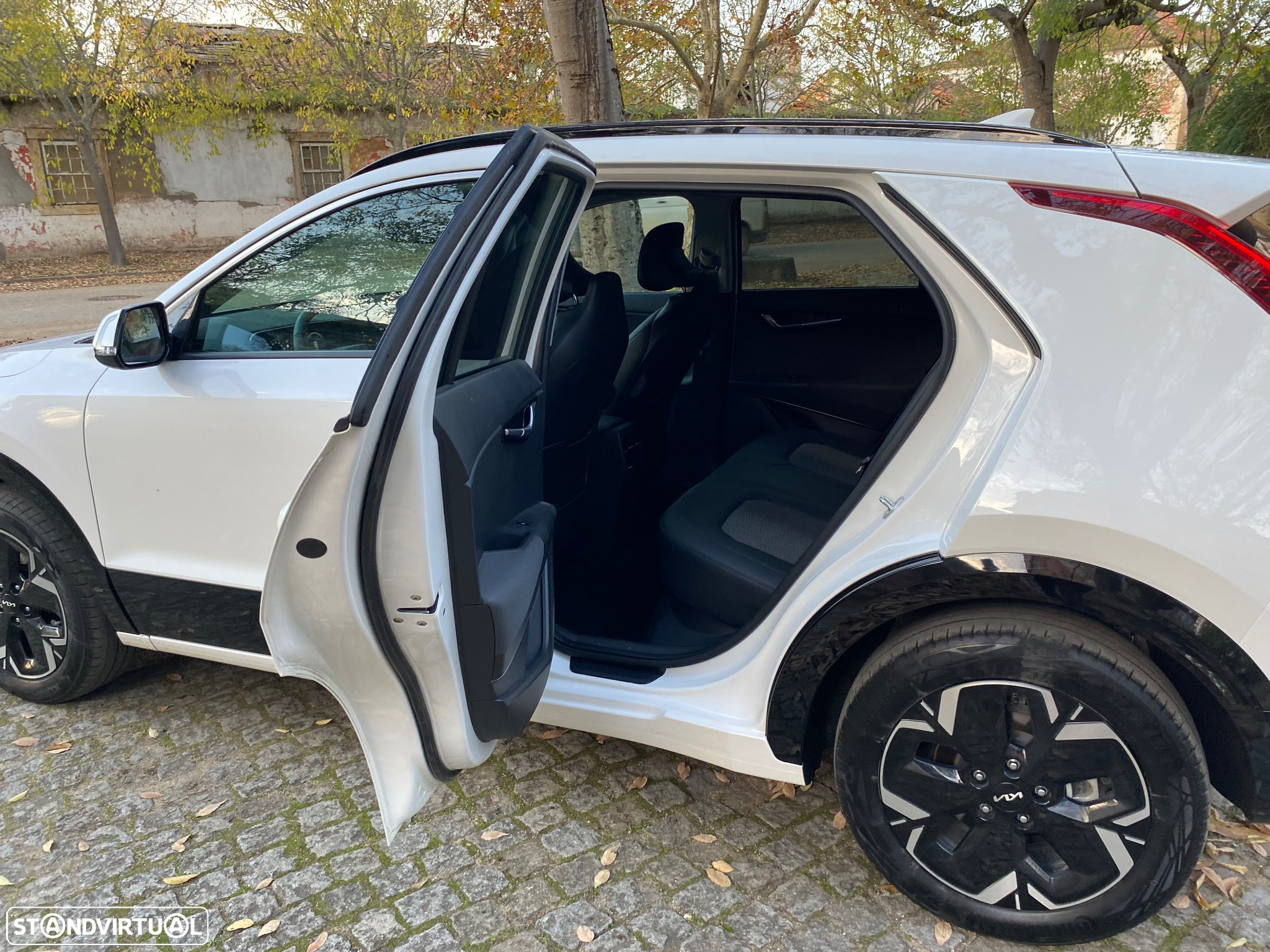 Kia Niro EV 64kWh Tech - 16