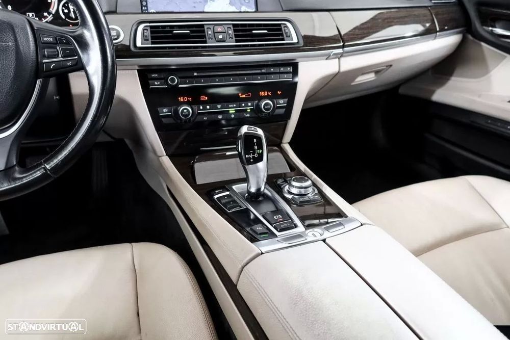 BMW 730 d - 11
