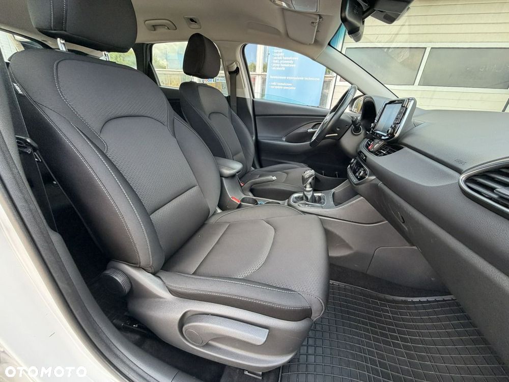 Hyundai i30 - 37