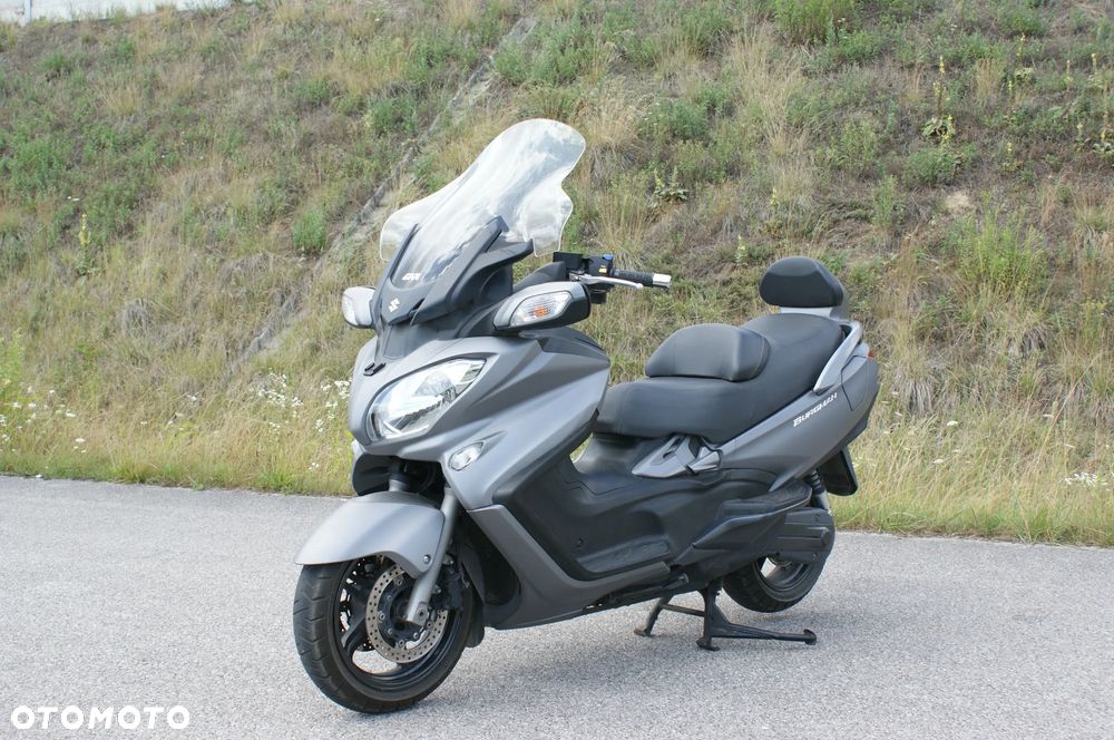 Suzuki Burgman - 5