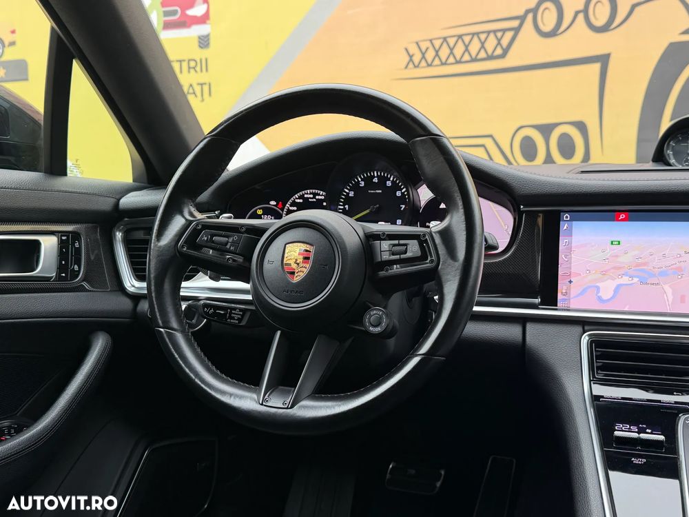 Porsche Panamera - 11