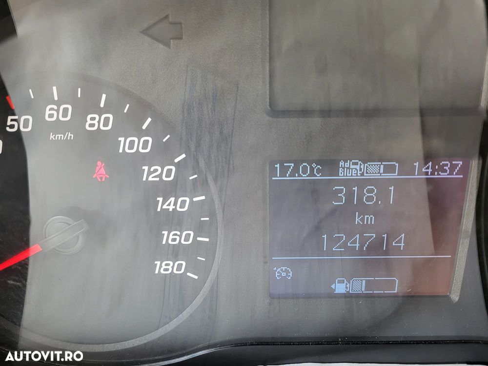 Mercedes-Benz Sprinter - 3