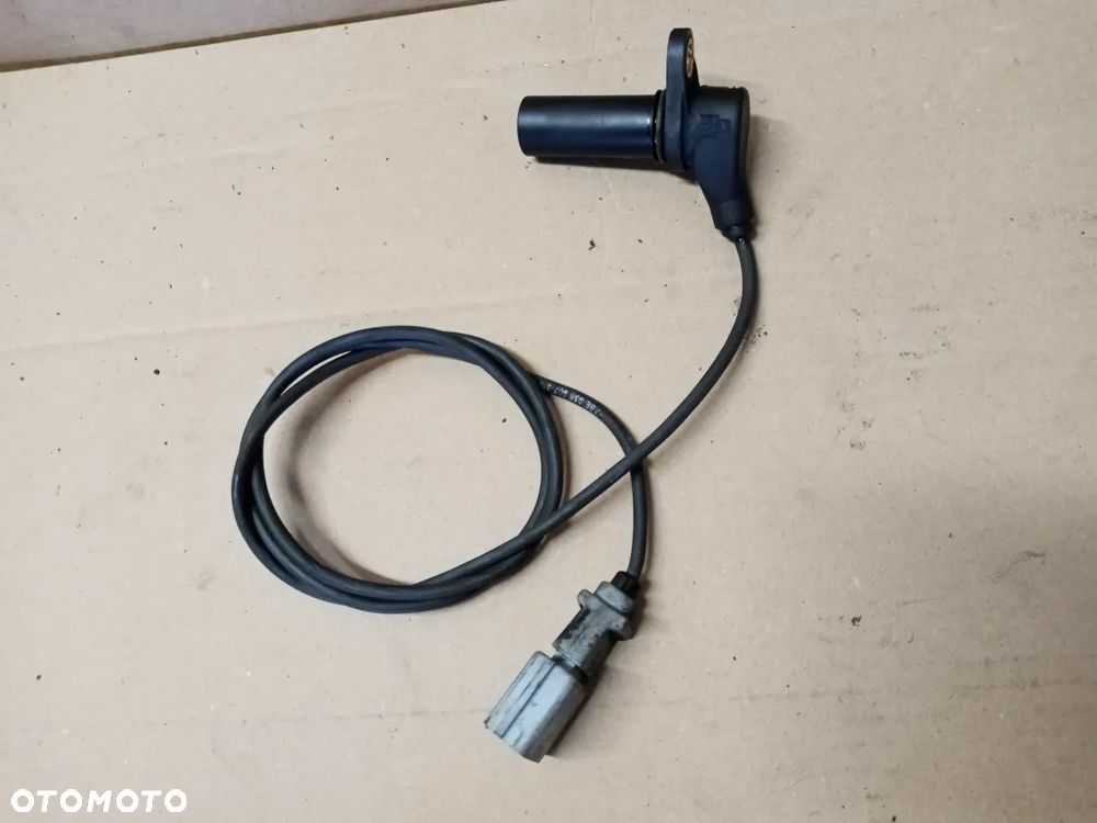 Czujnik położenia wału VW Passat B5 1.9 TDI 038907319E - 3