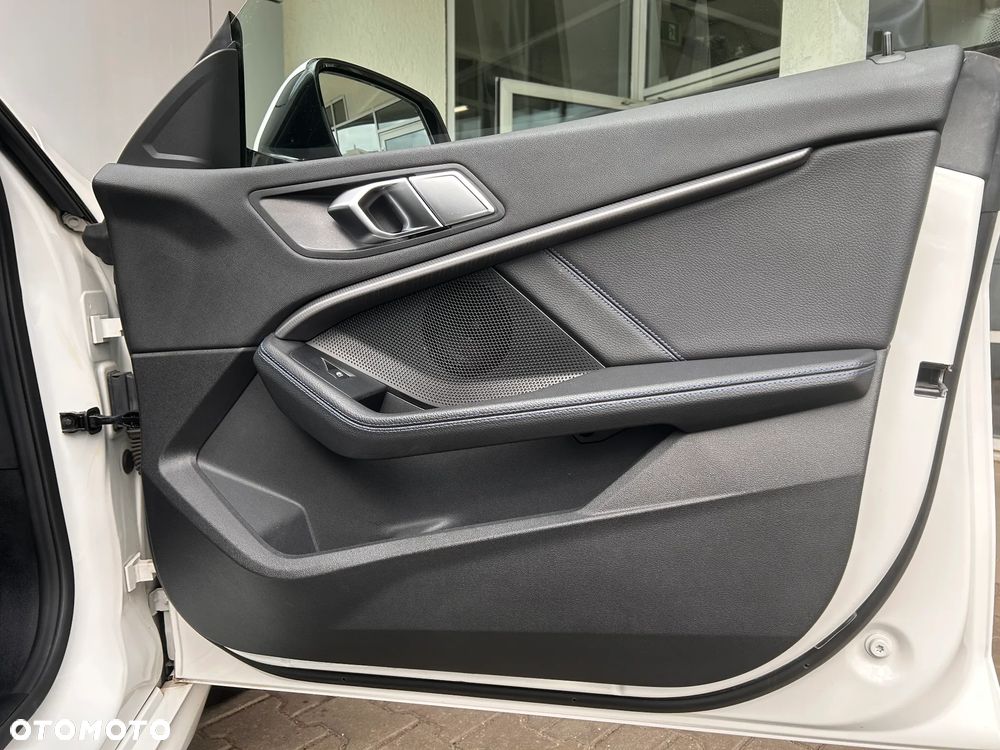 BMW Seria 2 218i M Sport - 18
