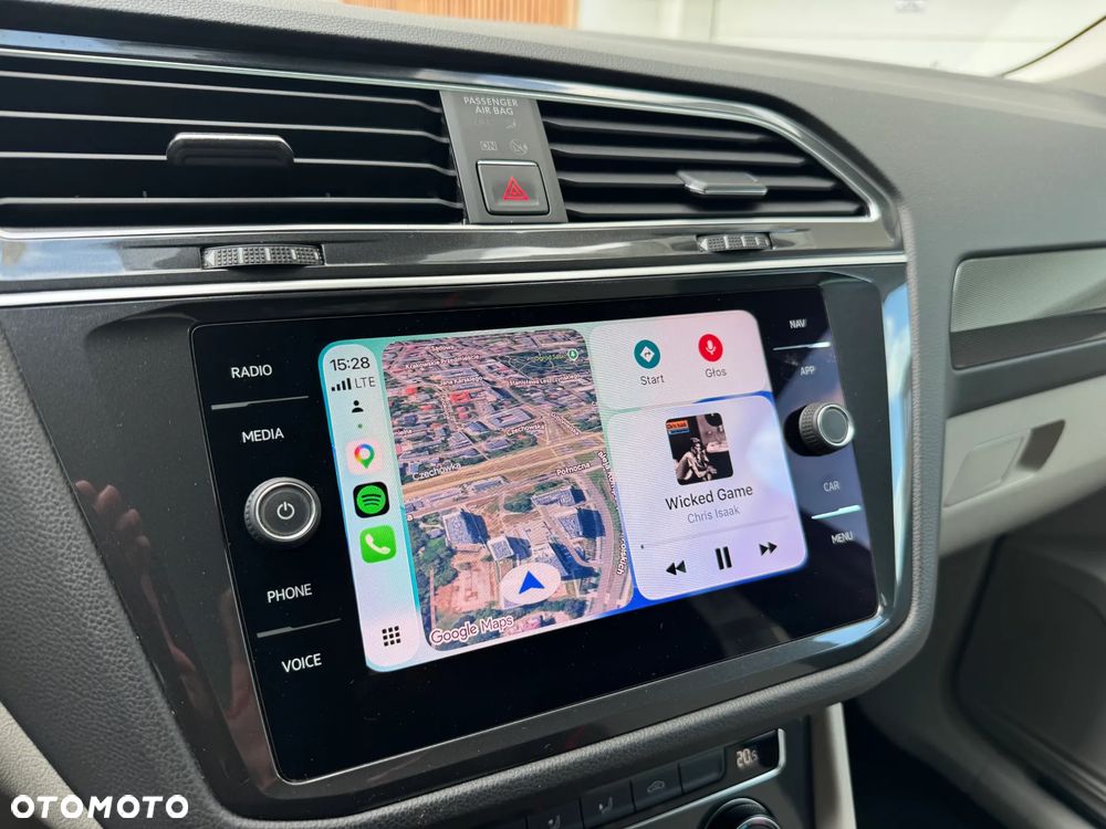 Volkswagen Tiguan - 22