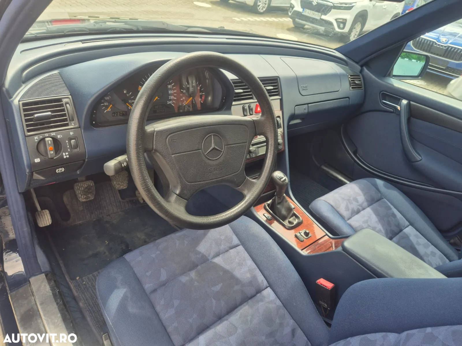 Mercedes-Benz C - 15