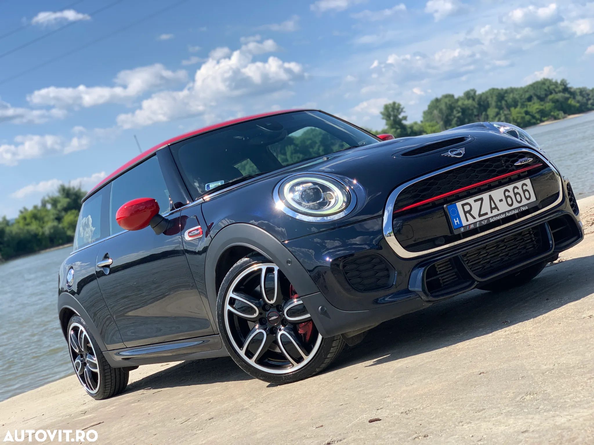 Mini John Cooper Works - 1