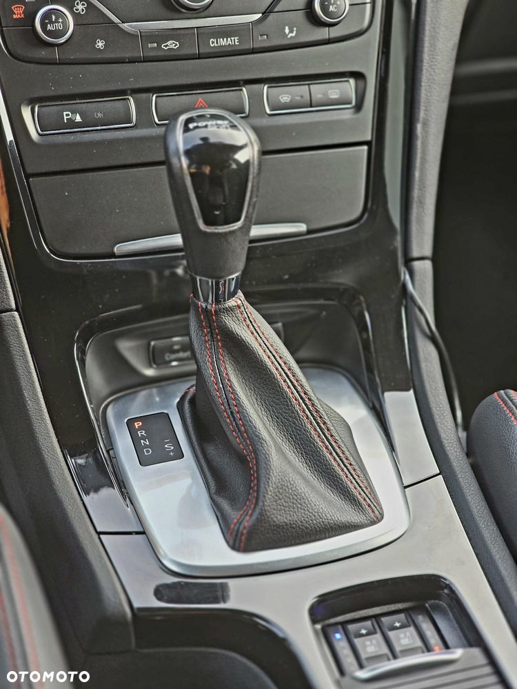 Ford Mondeo 2.0 EcoBoost Titanium S - 9