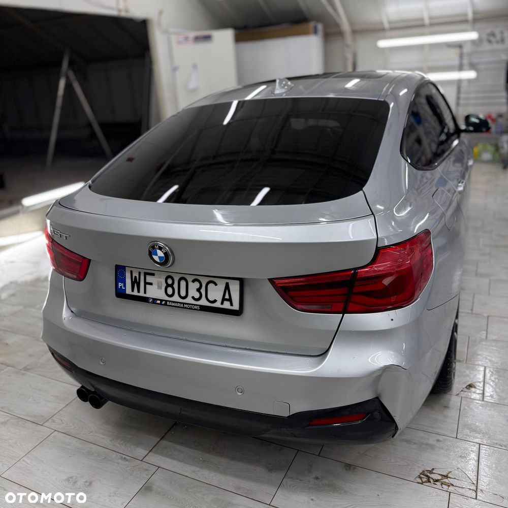 BMW 3GT 320i M Sport - 12
