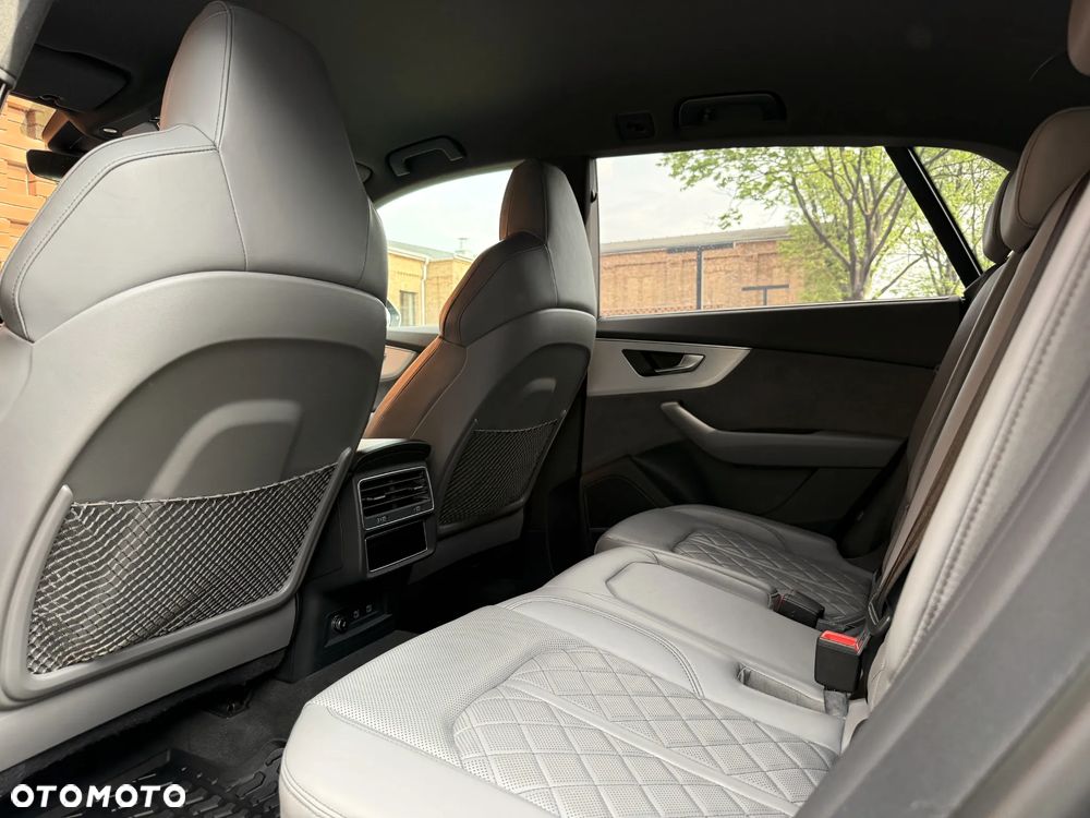 Audi SQ8 TDI mHEV Quattro Tiptronic - 12