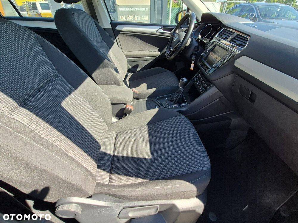 Volkswagen Tiguan - 21