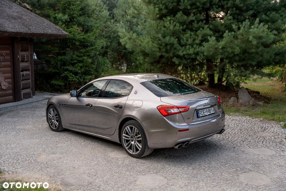 Maserati Ghibli GranSport - 3