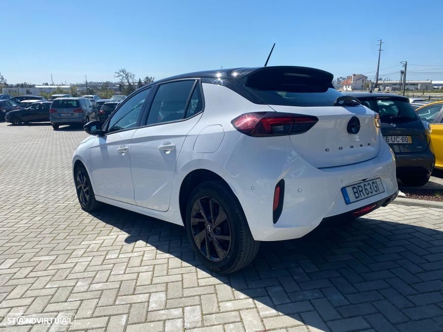 Opel Corsa 1.2 T GS - 4