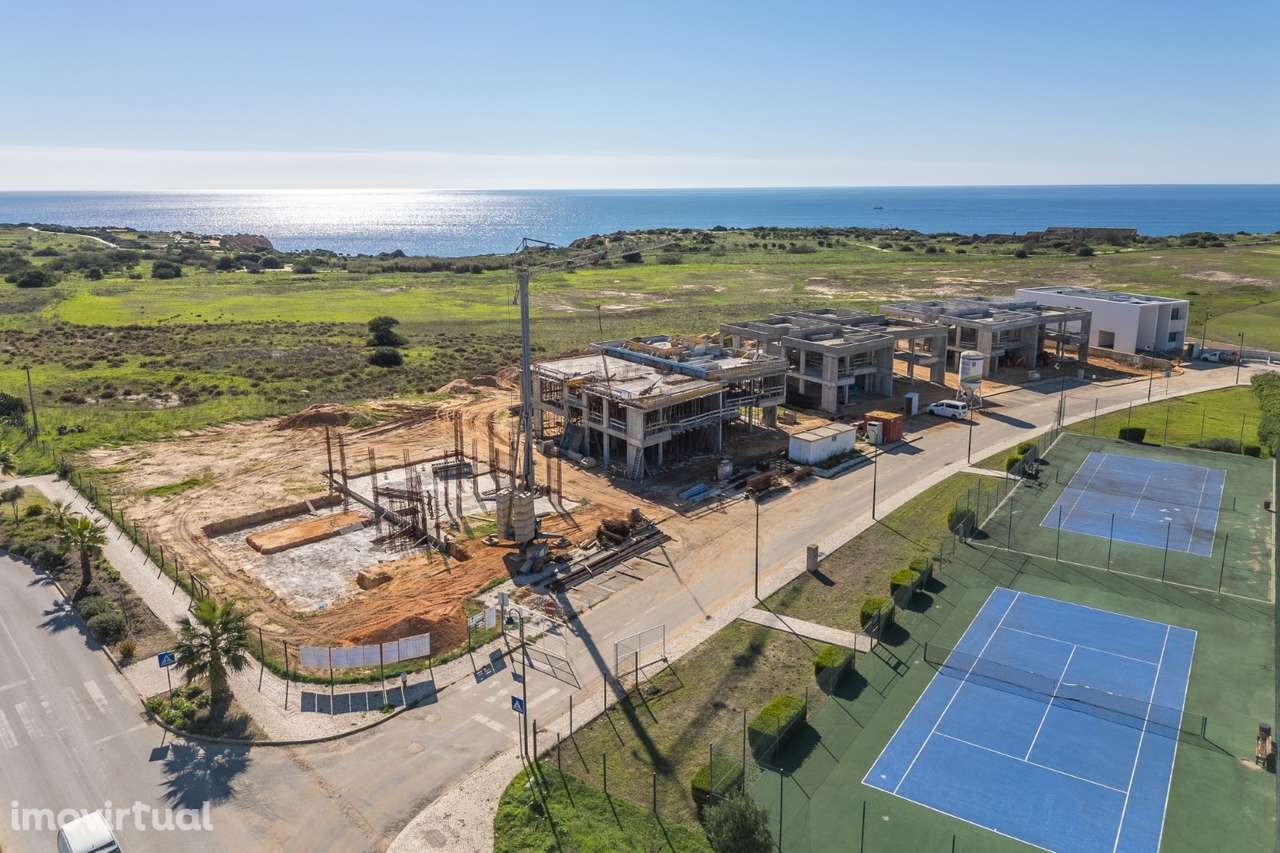 Moradia T4 com piscina - Grande imagem: 2/41