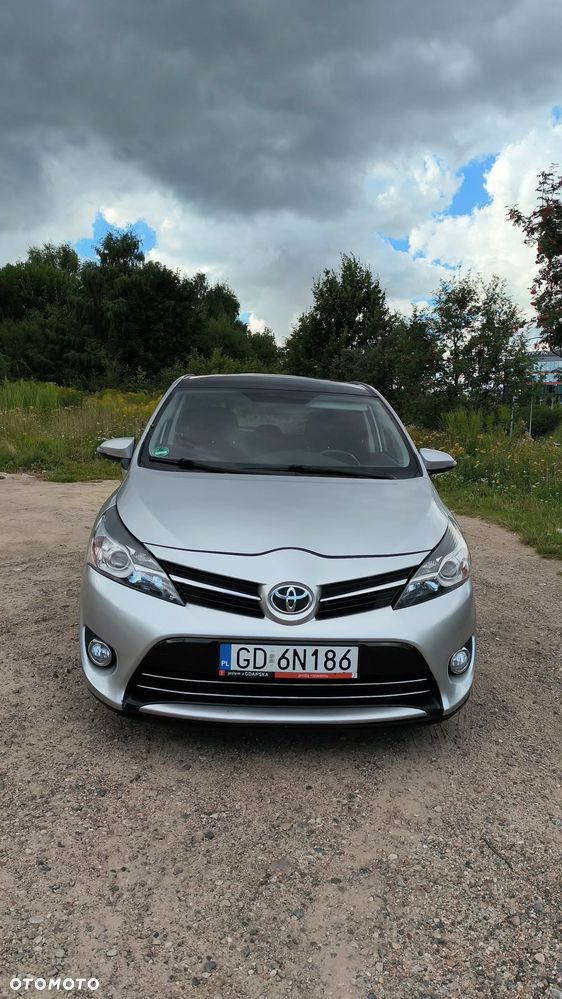 Toyota Verso - 1