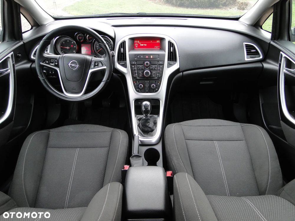 Opel Astra IV 1.7 CDTI Cosmo - 16