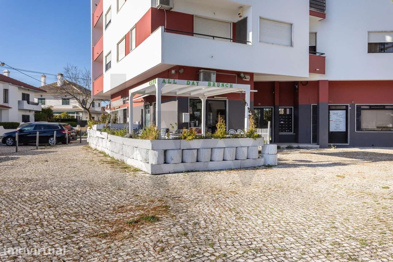 Trespasse com negócio de Brunch na Charneca da Caparica, Almada - Grande imagem: 3/22