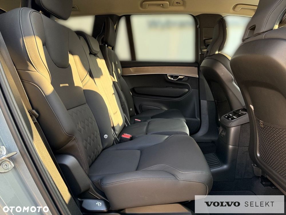 Volvo XC 90 - 31
