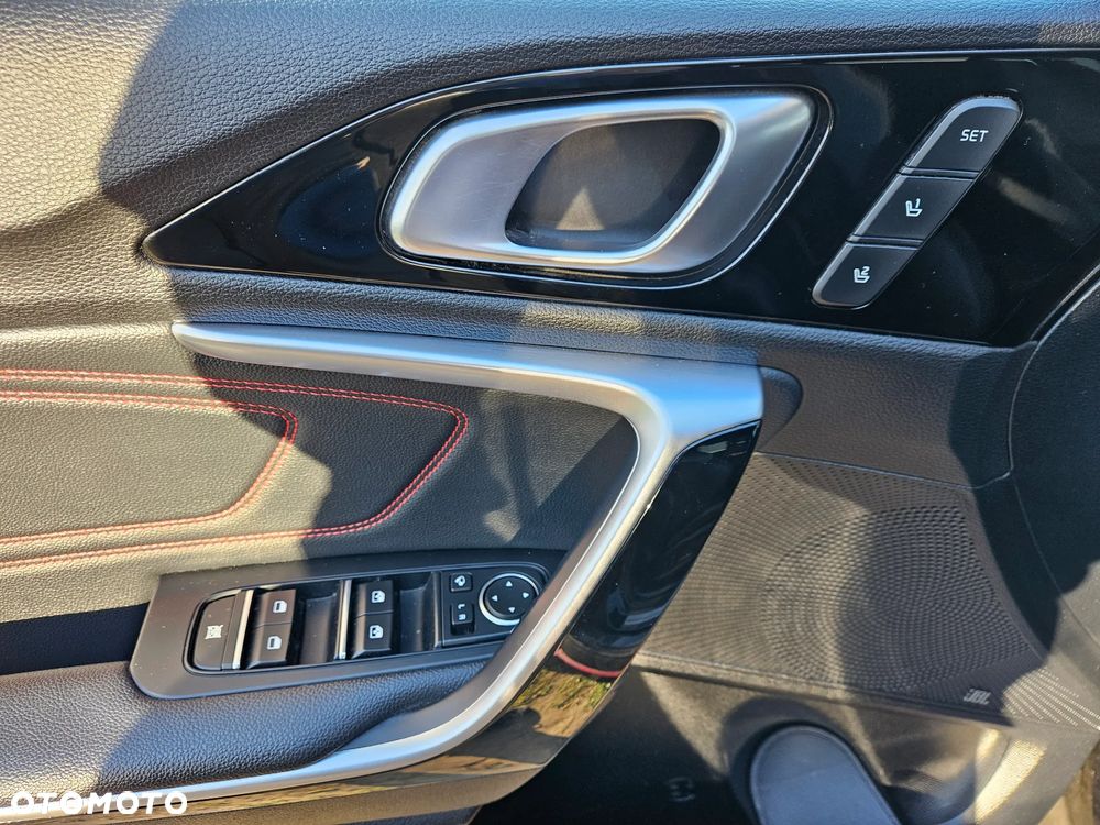 Kia ProCeed - 13