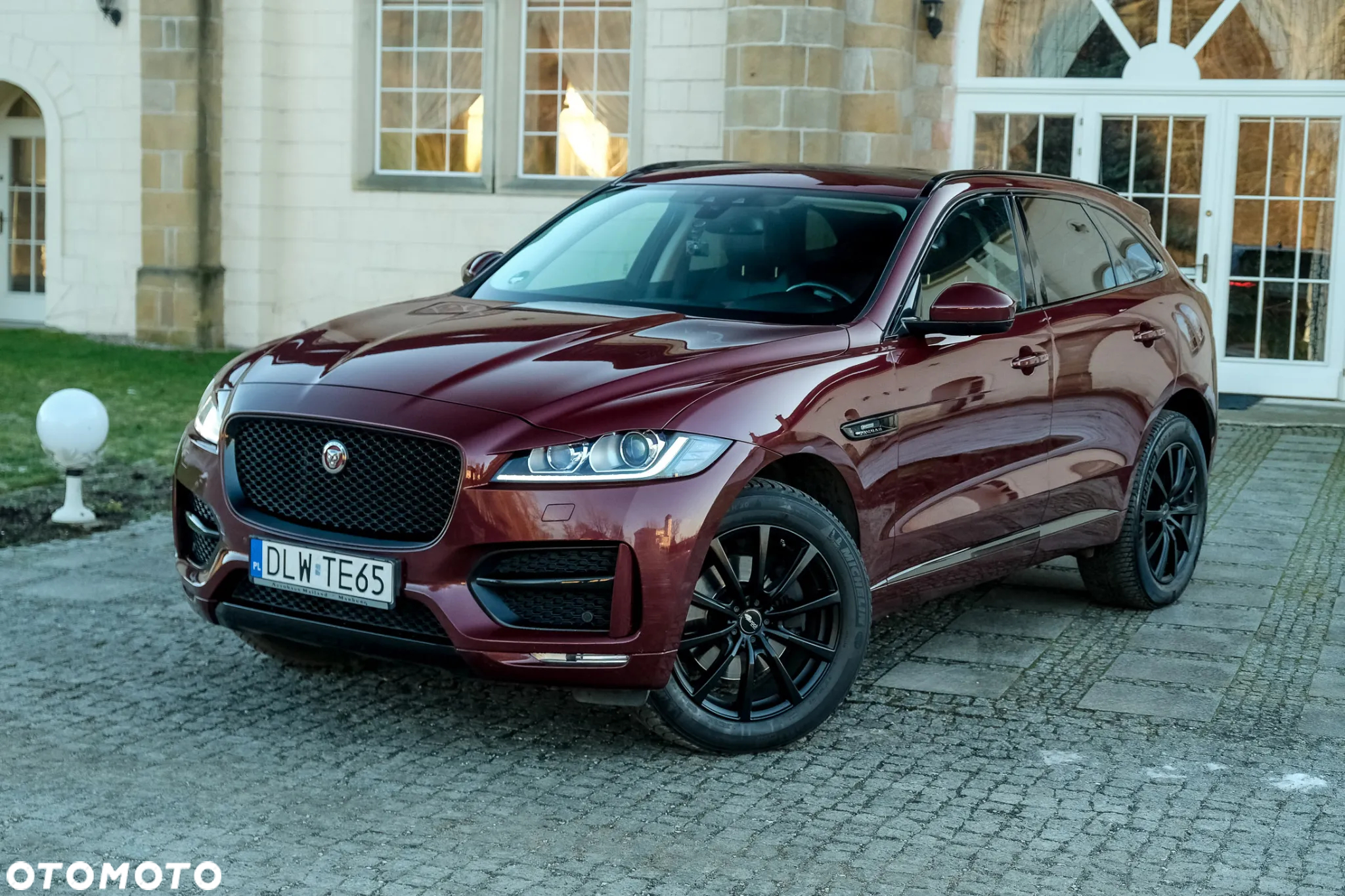 Jaguar F-Pace 3.0 TDV6 AWD R-Sport - 23