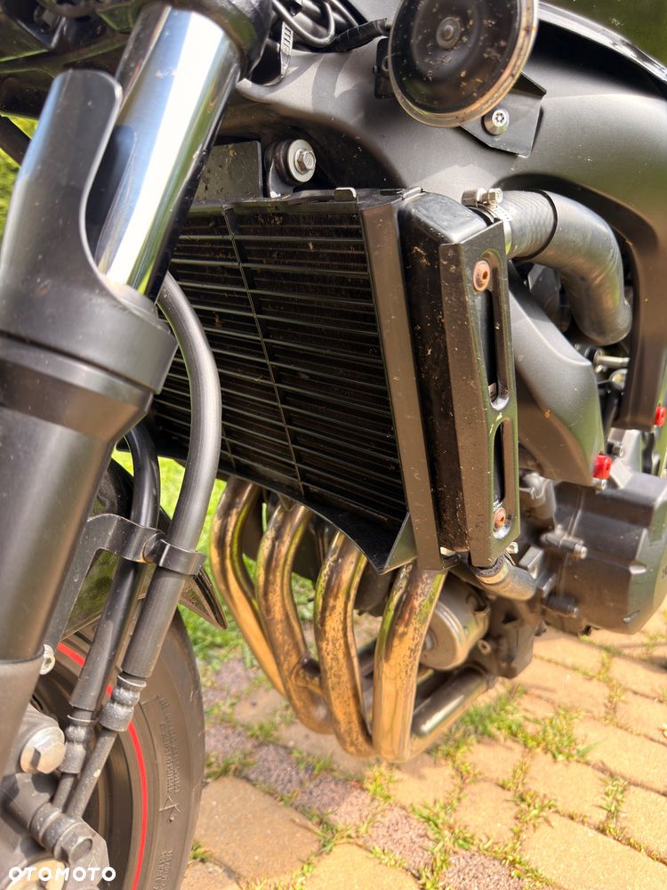 Yamaha FZ6 - 23