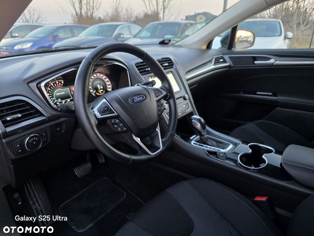 Ford Mondeo - 27