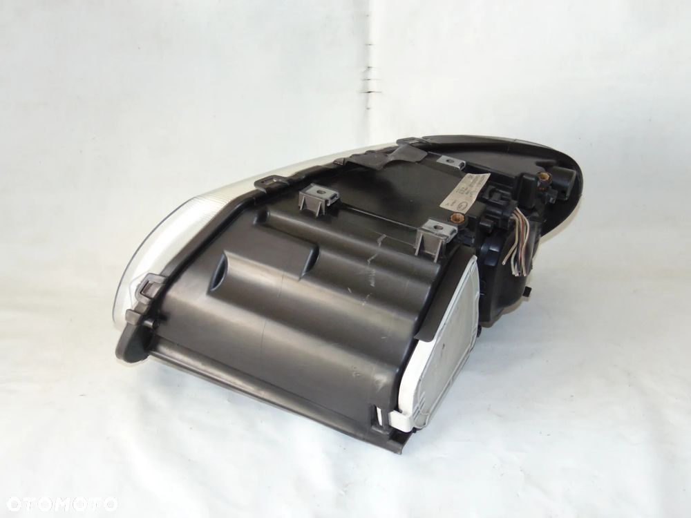 Oryginalna lampa przednia przód prawa Chrysler Voyager 4 IV FL 04-07r - 7