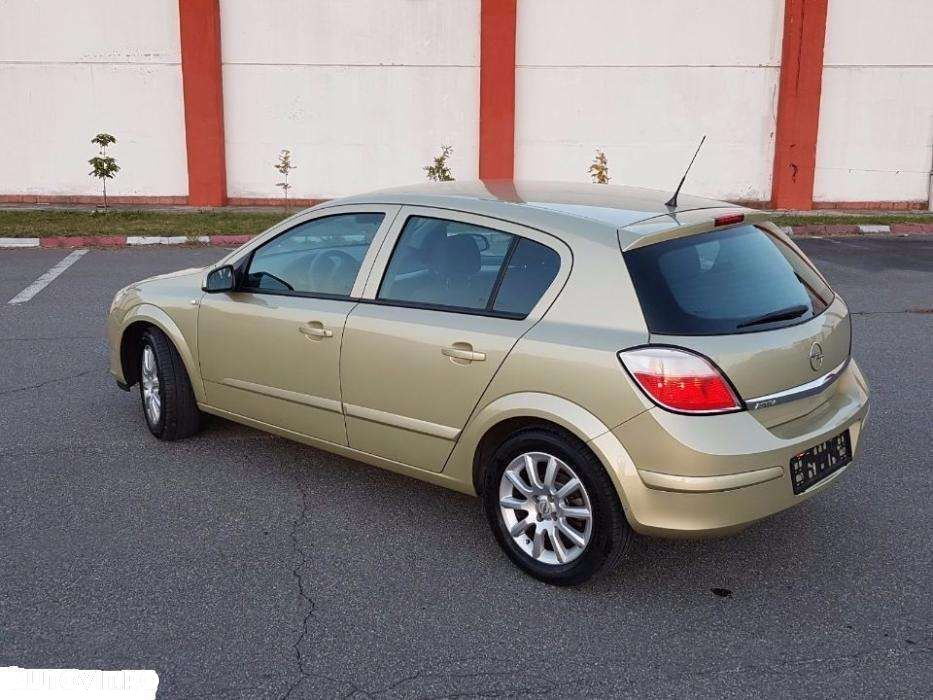 Dezmembrez Opel Astra h 1.9 cdti 2008 hatchback combi 1.7 Vectra C 1.9 - 3