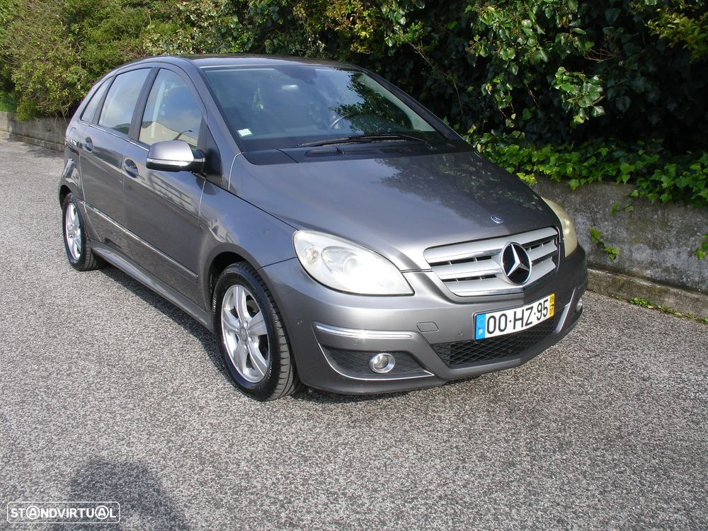 Mercedes-Benz B 180 ver-blueefficiency-sport-edition - 2