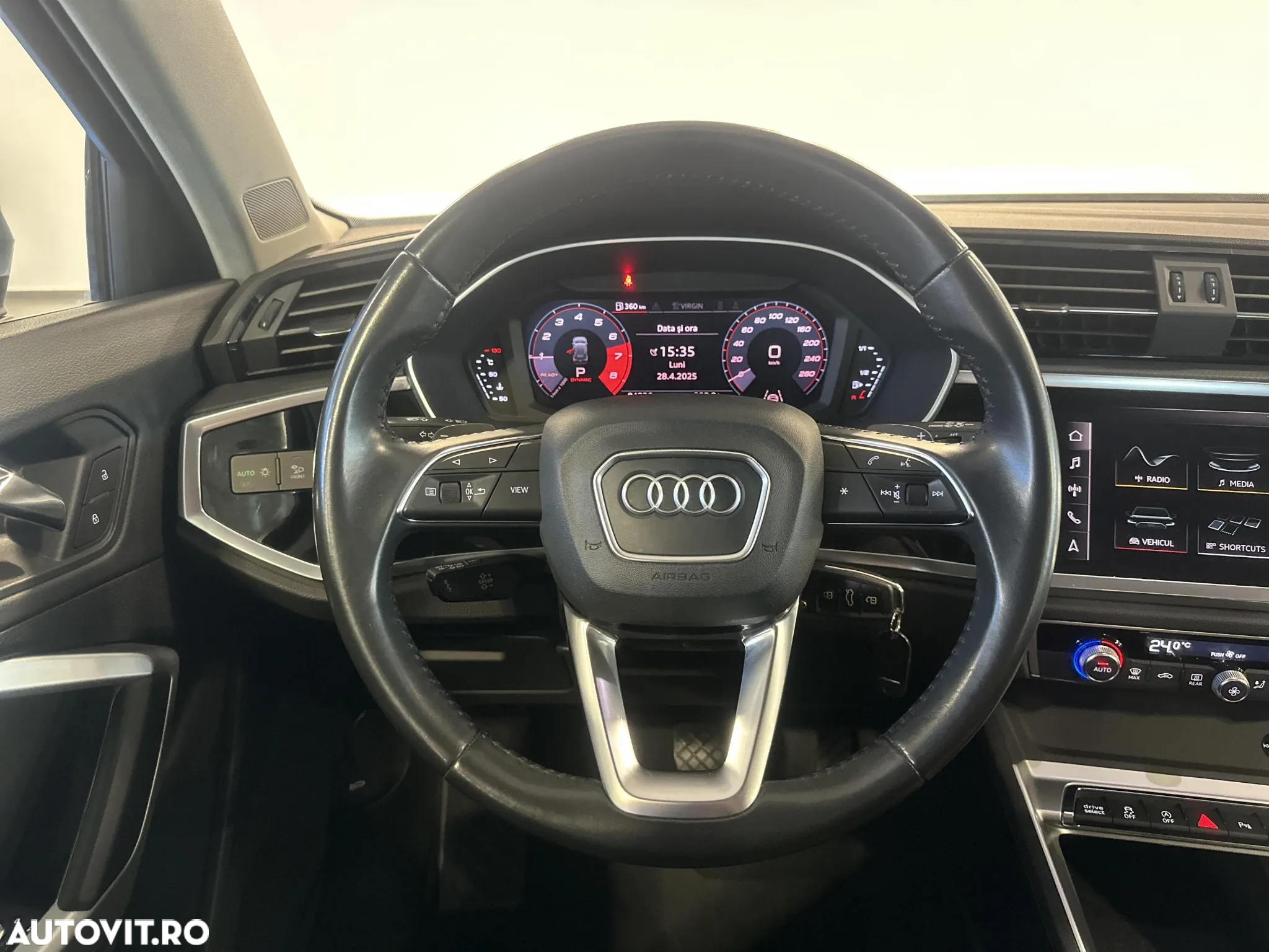 Audi Q3 35 TFSI S tronic - 16