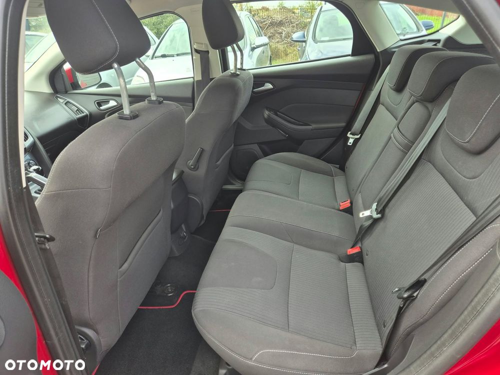 Ford Focus - 13