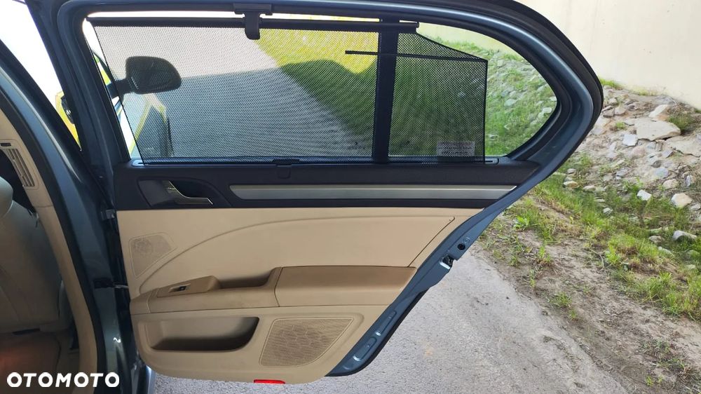 BOCZKI TAPICERKA BOCZEK DRZWI LEWY PRAWY PRZÓD TYŁ ŻALUZJA ROLETA SKÓRA BEŻOWA LISTWA OZDOBNA DEKOR SKODA SUPERB II 2 HB SEDAN - 7