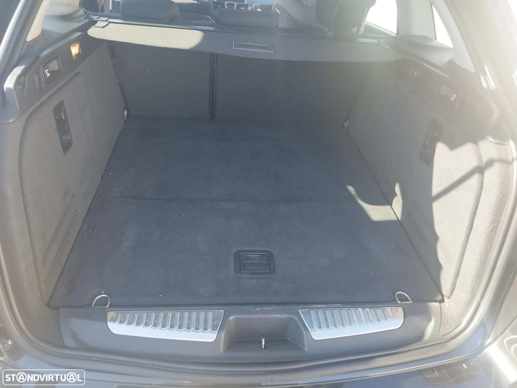 Renault Laguna Break 1.5 dCi SE Black Line - 17