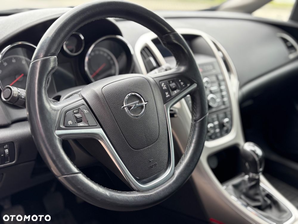 Opel Astra 1.4 T Enjoy - 12