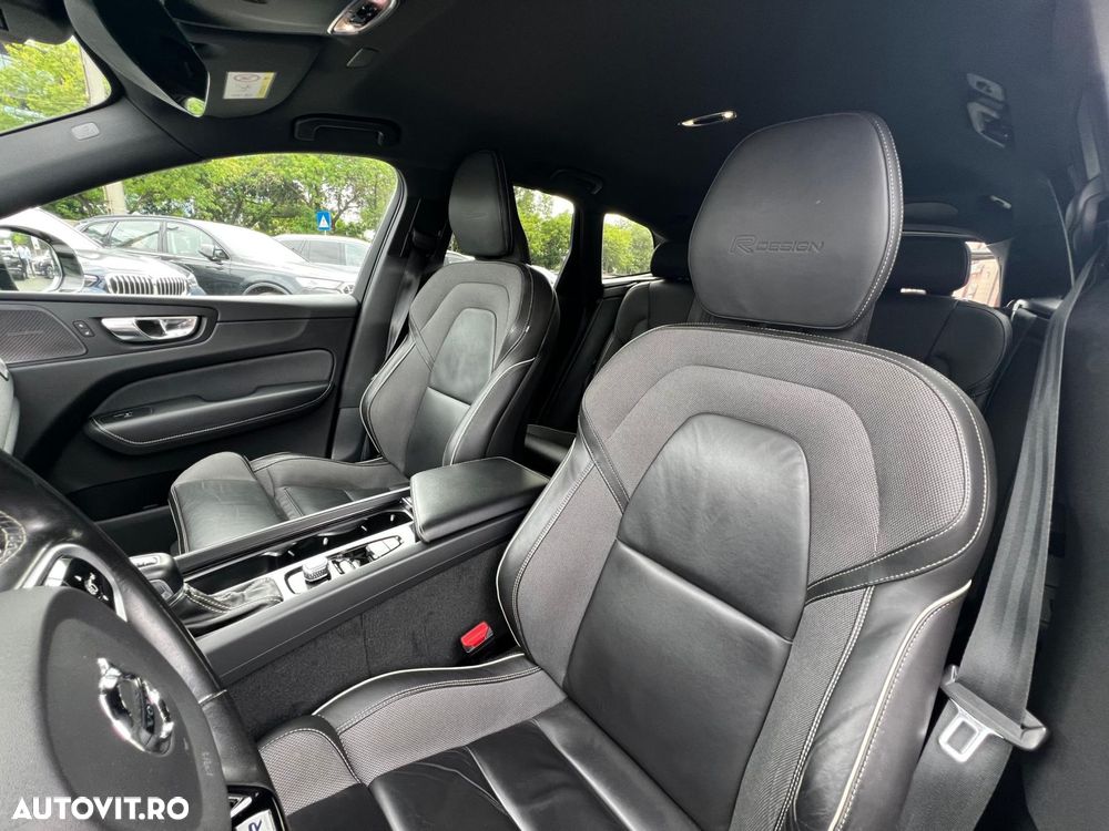 Volvo XC 60 D4 AWD R-Design - 13