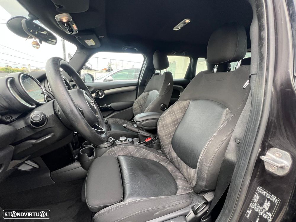 MINI 5 Portas Cooper D - 10