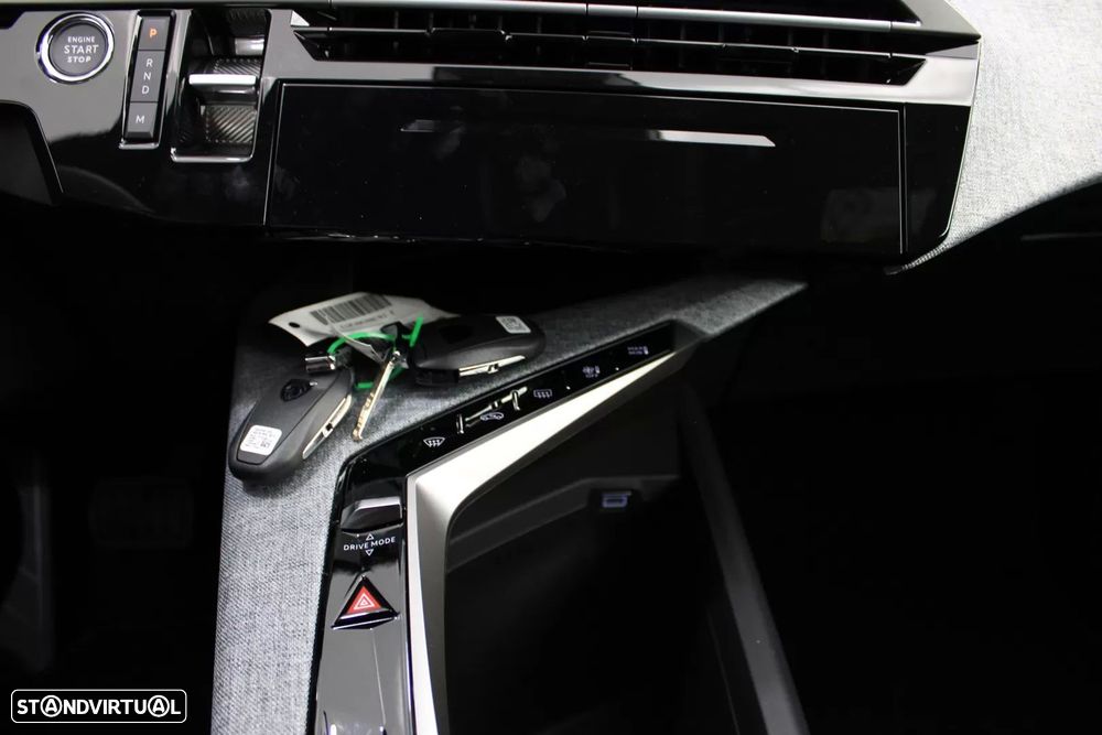 Peugeot 5008 1.2 PureTech Allure EAT8 - 30