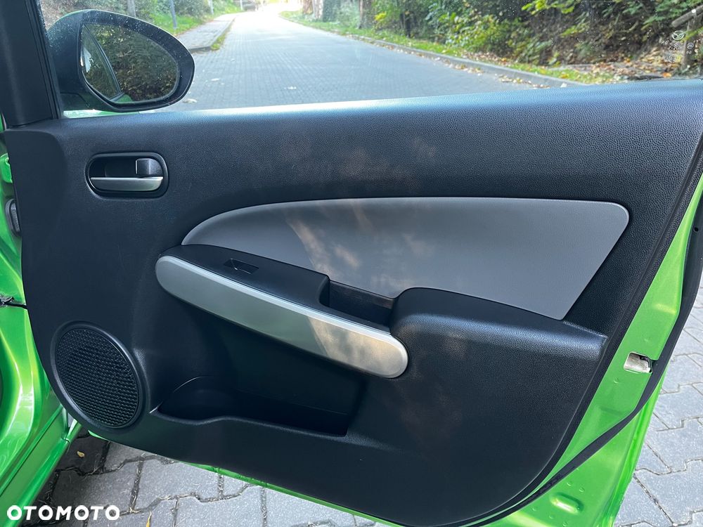 Mazda 2 1.3 Dynamic - 18