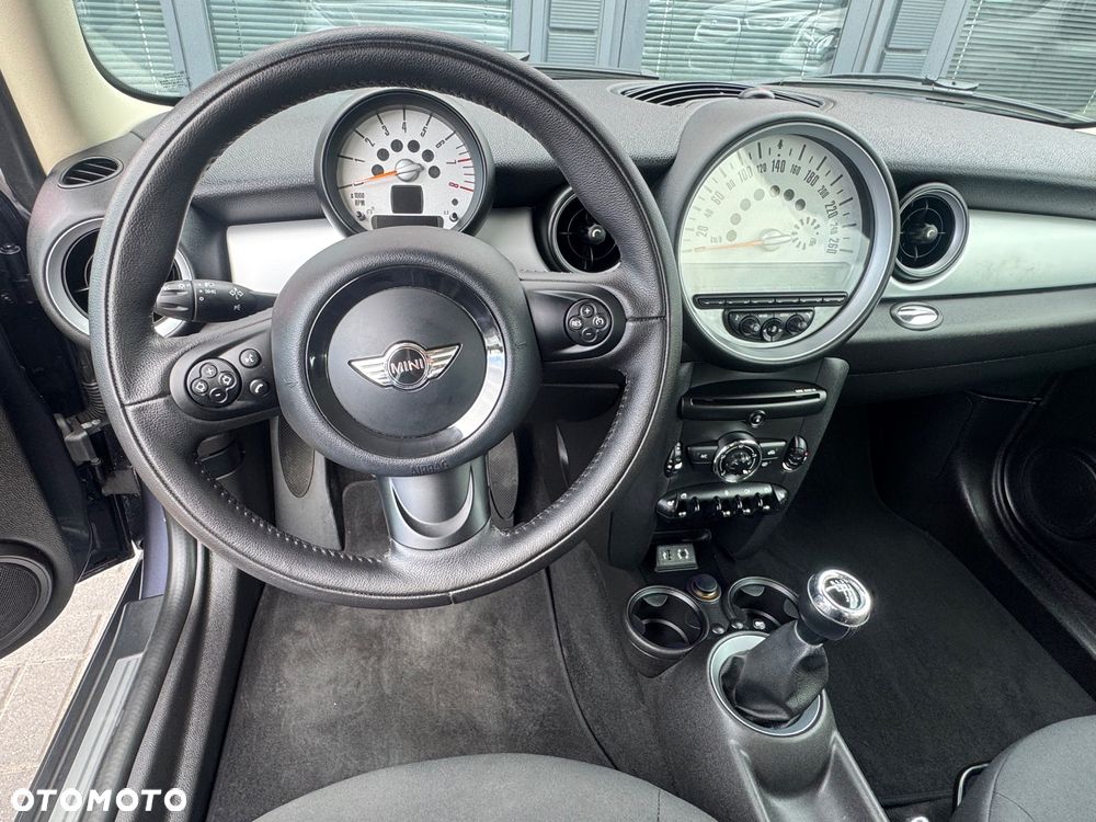 MINI ONE Standard - 14