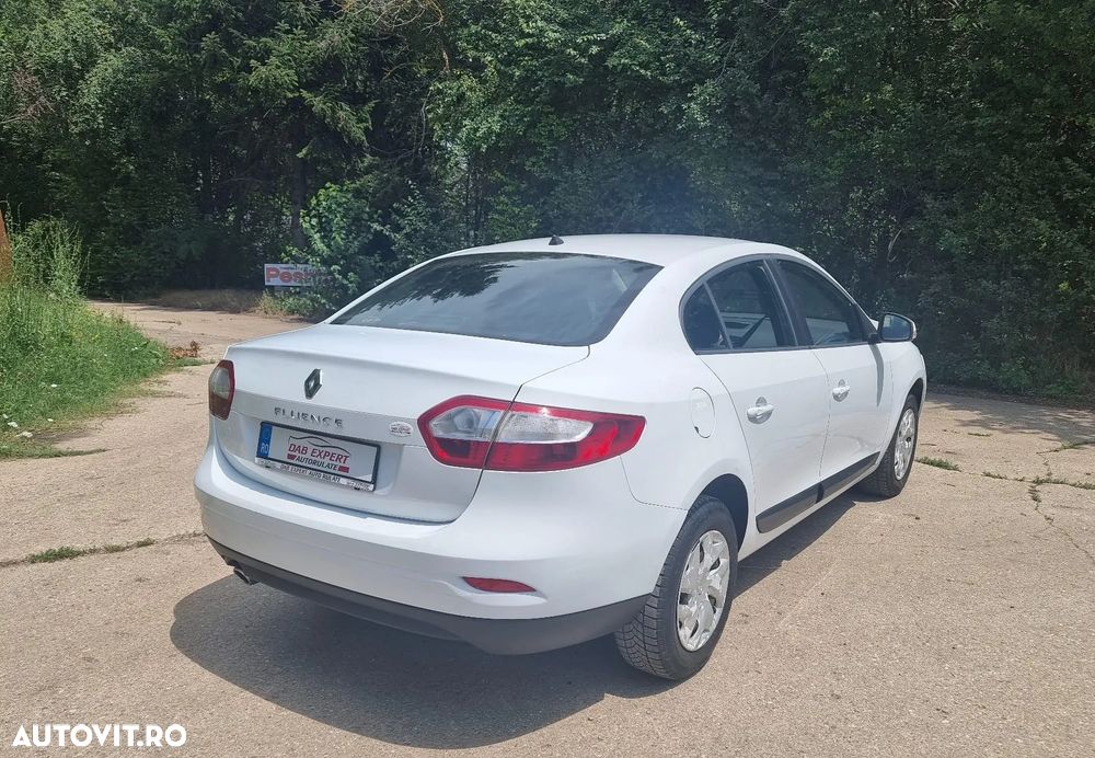 Renault Fluence 1.6 Authentique - 13
