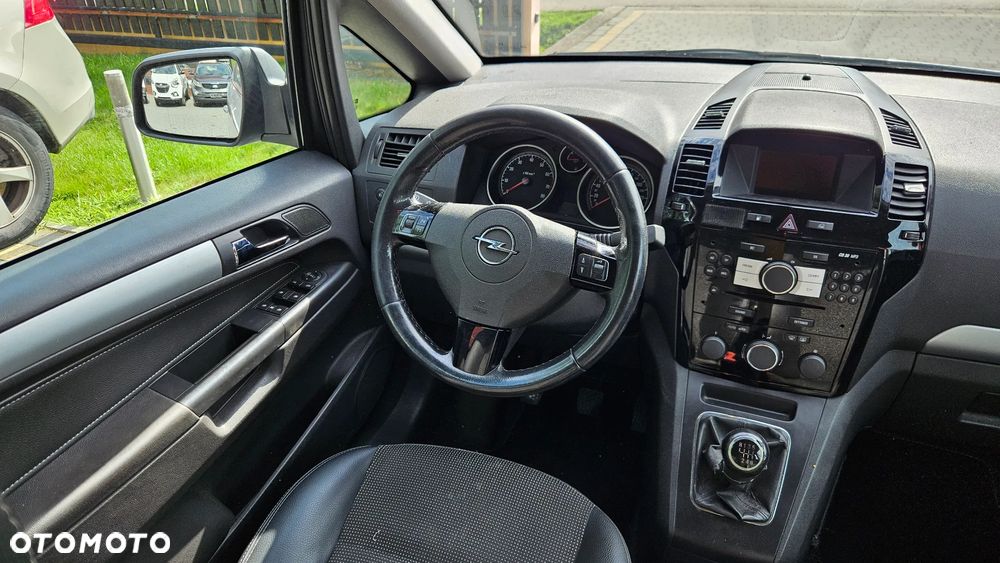 Opel Zafira 1.6 Edition - 17