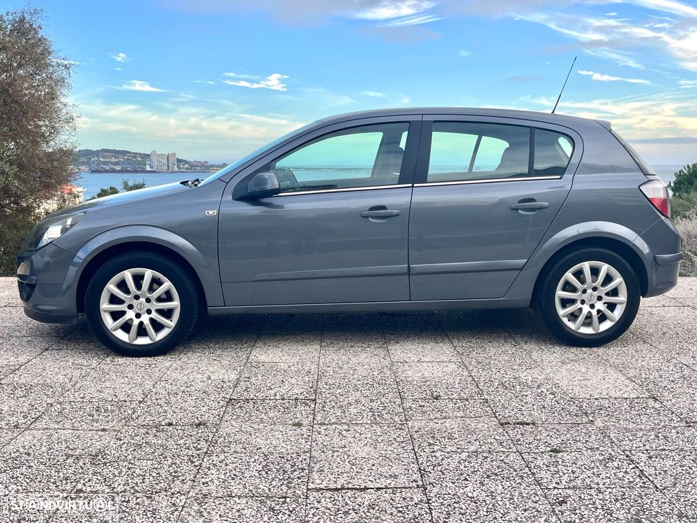 Opel Astra 1.7 CDTi Elegance - 3