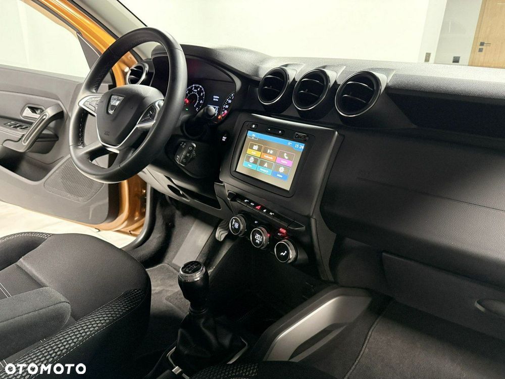Dacia Duster 1.6 SCe Prestige - 35