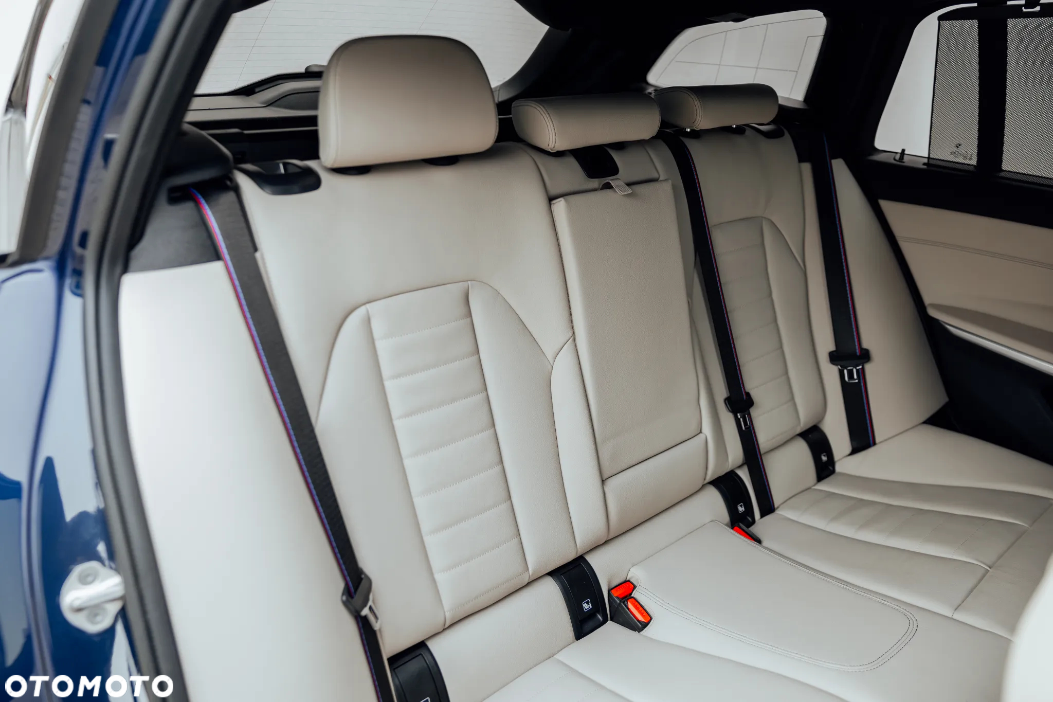 BMW Seria 3 330e xDrive M Sport - 11
