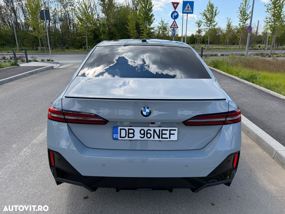 BMW Seria 5 520d Aut. - 4