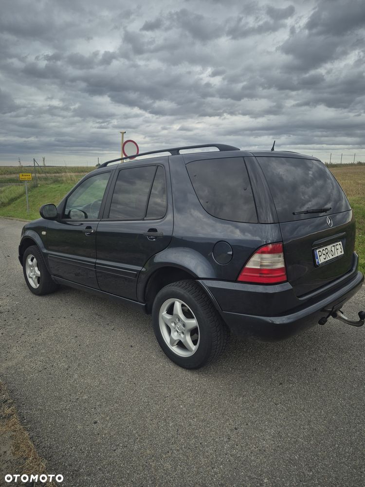 Mercedes-Benz Ml 2001 photo 3