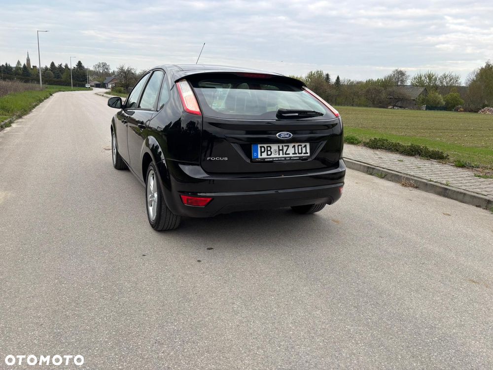 Ford Focus 1.6 Ti-VCT Black Magic - 28